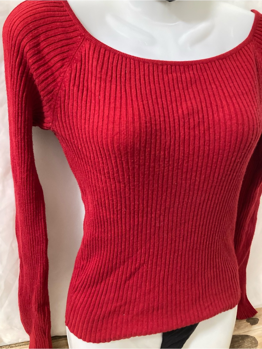 BH Jeans Beverly Hills Red Ribbed Scoop Neck Sweater Size L